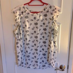 Loft Plus sleeveless blouse / tank